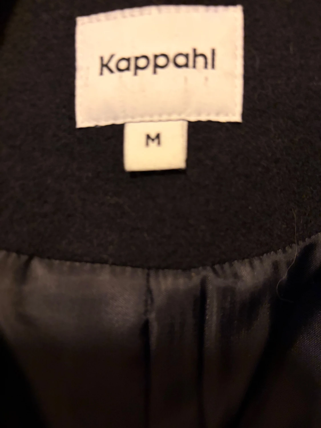 Svart ullkappa från Kappahl, M - 1