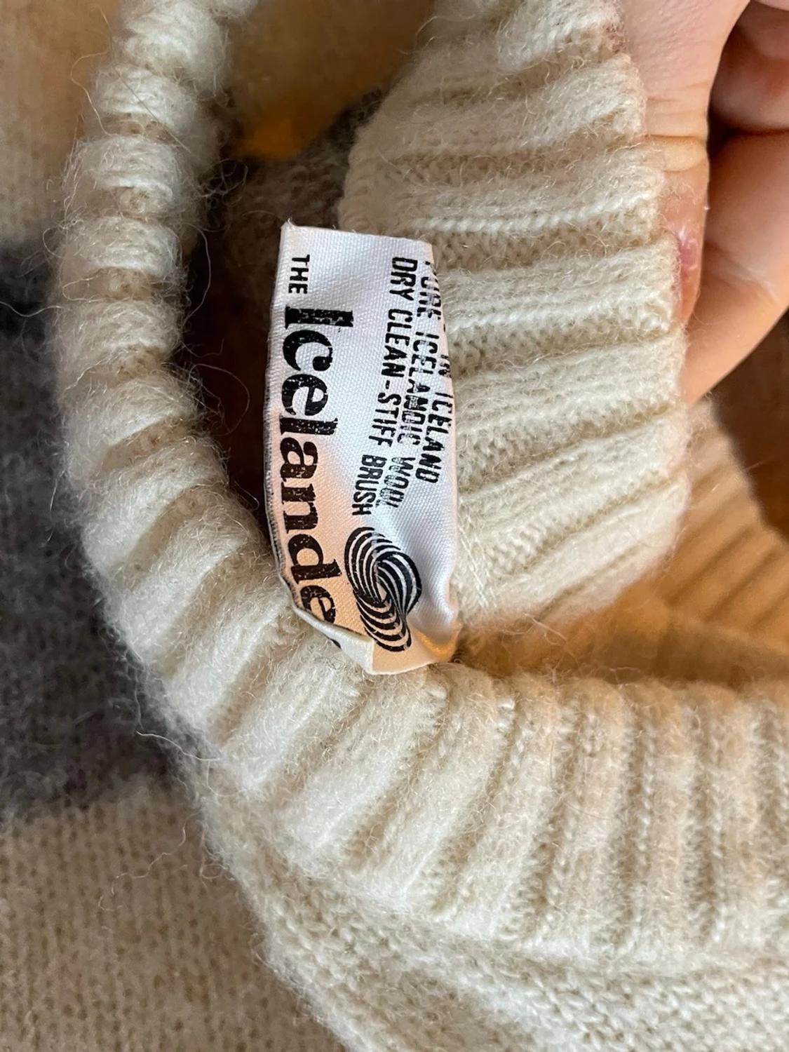 Beige och grå stickad tröja Icelandic - 1