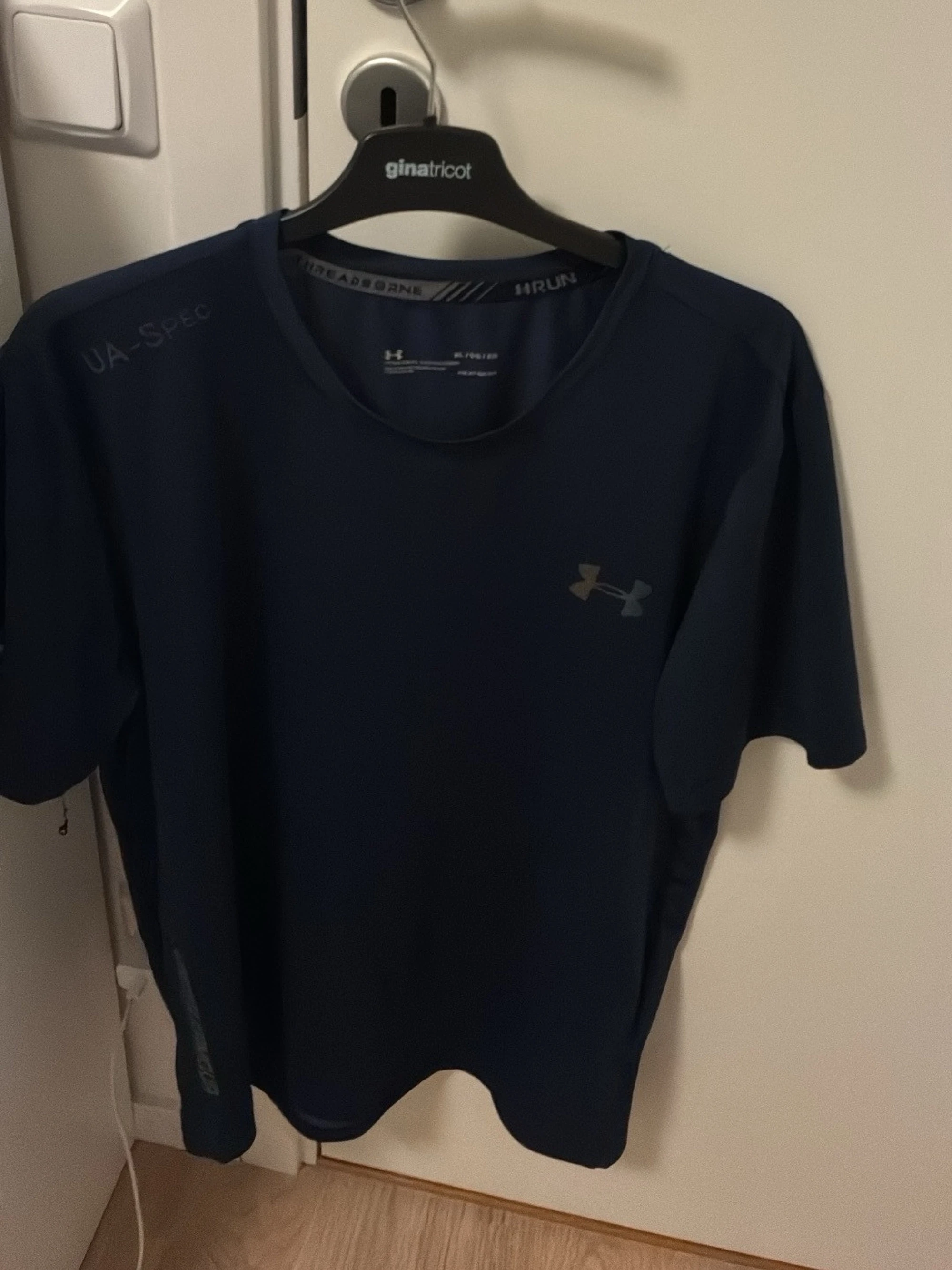 Under armour reflectiv T-shirt