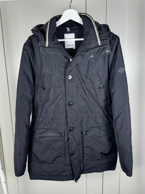 J.Lindeberg Vinterjacka | S - Vinterjacka från J.Lindeberg i storlek S. Hör av er vid funderingar 🙌