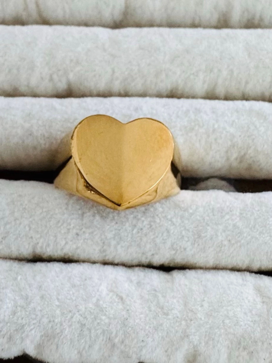 Guldfärgad ringar  - 1