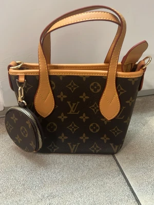 Snygga väskan  - Trendiga väskan 