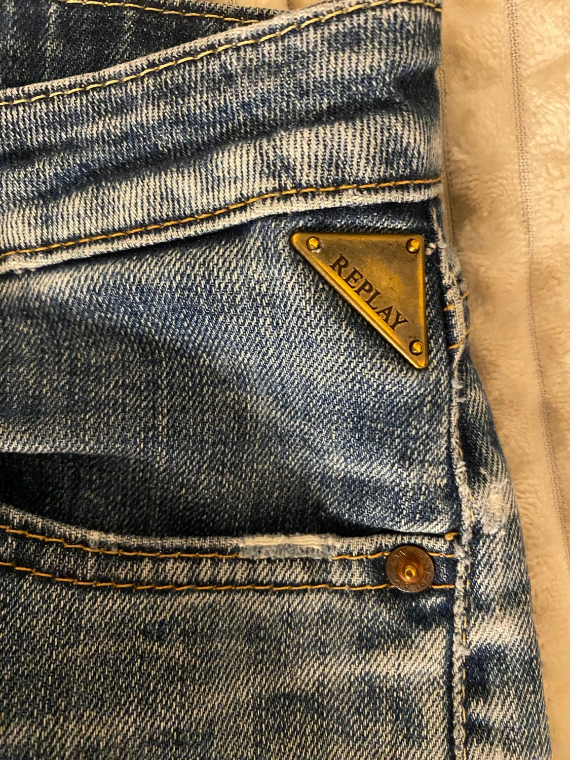 Blå bootcut jeans från Replay - 4