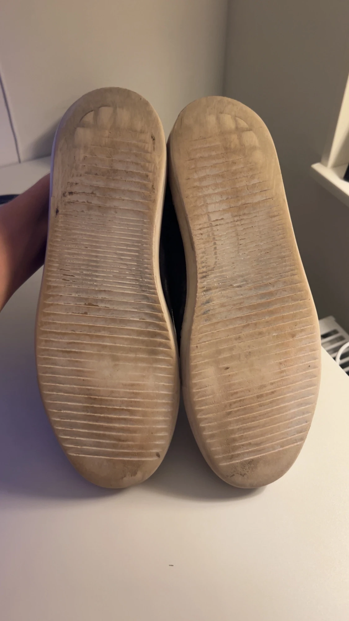 Svarta mockasneakers från ARIGATO - 2