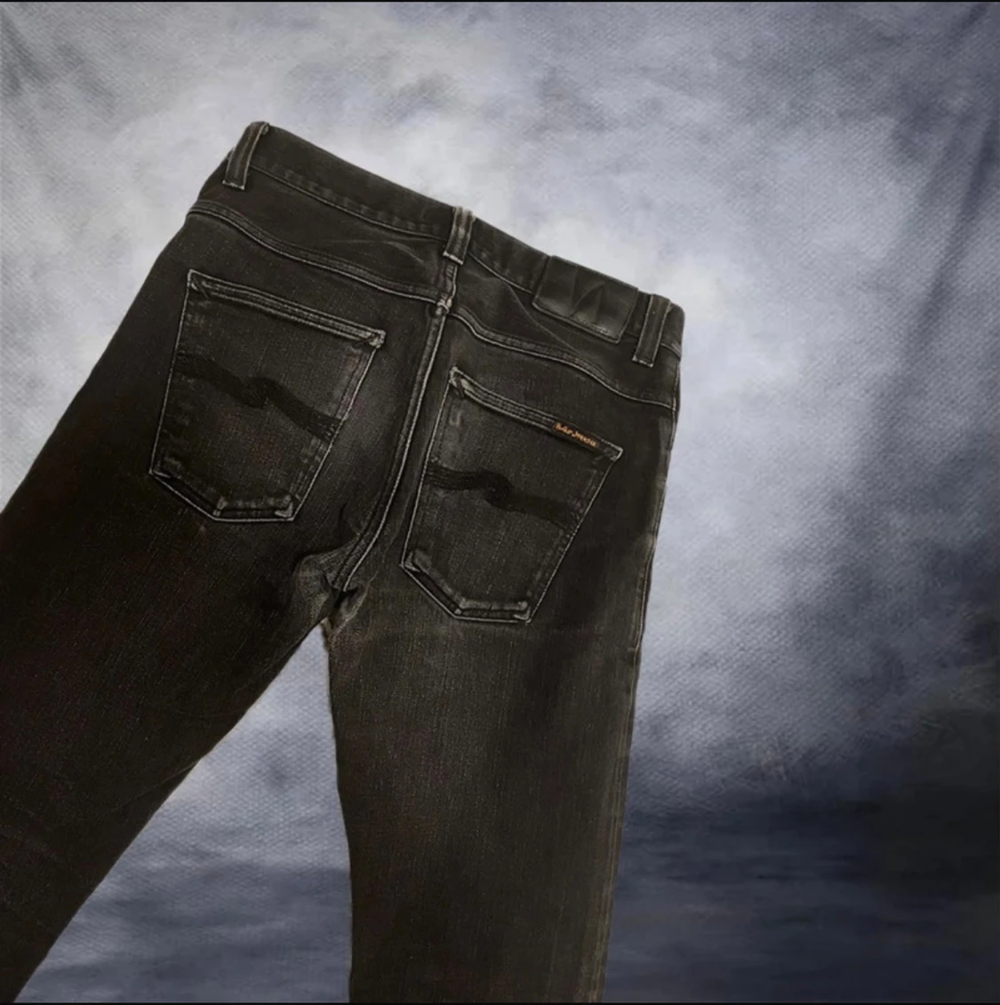 Svarta slim jeans från Nudie Jeans grim tim black selvage - 4