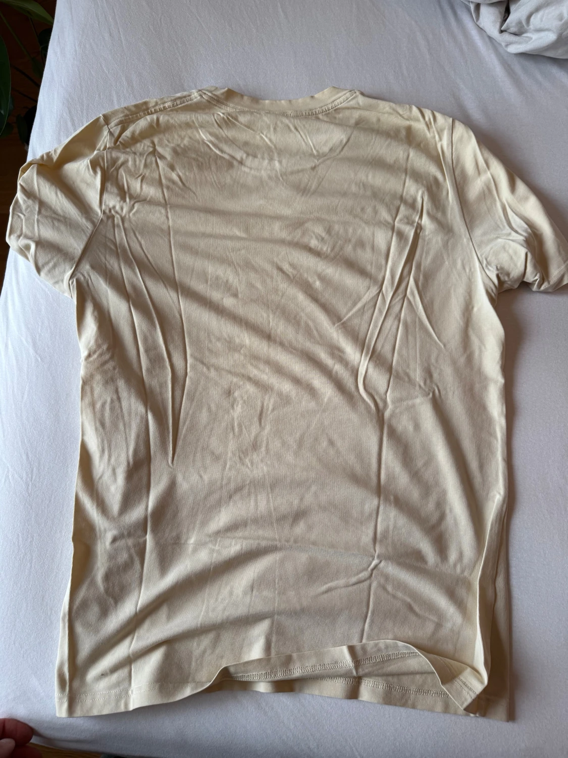 Beige t-shirt från Filippa K i bomull - 2