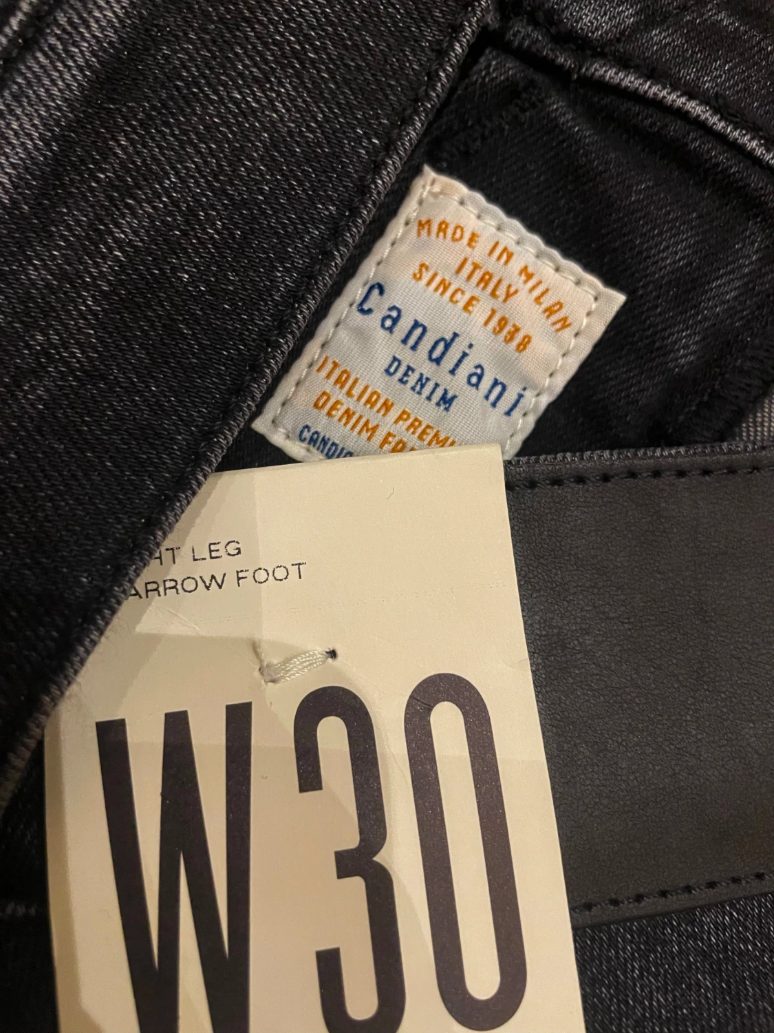 Helt Nya Tiger Of Sweden jeans - 1