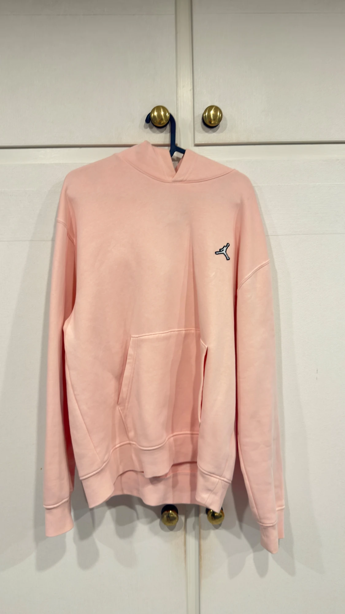 Ljusrosa Jordan hoodie med huva