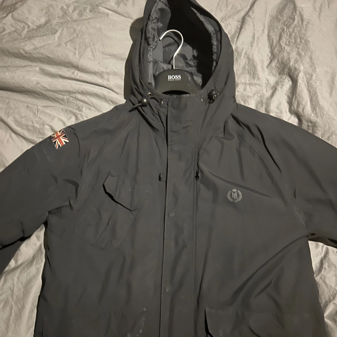 Svart vinterjacka från Henri Lloyd M