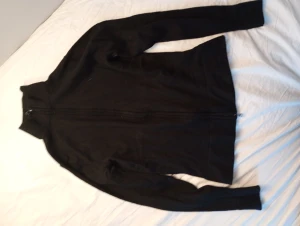 Merinoull zip - These glory days zip up i merinoull nypris ca 1000kr använd fåtal gånger 