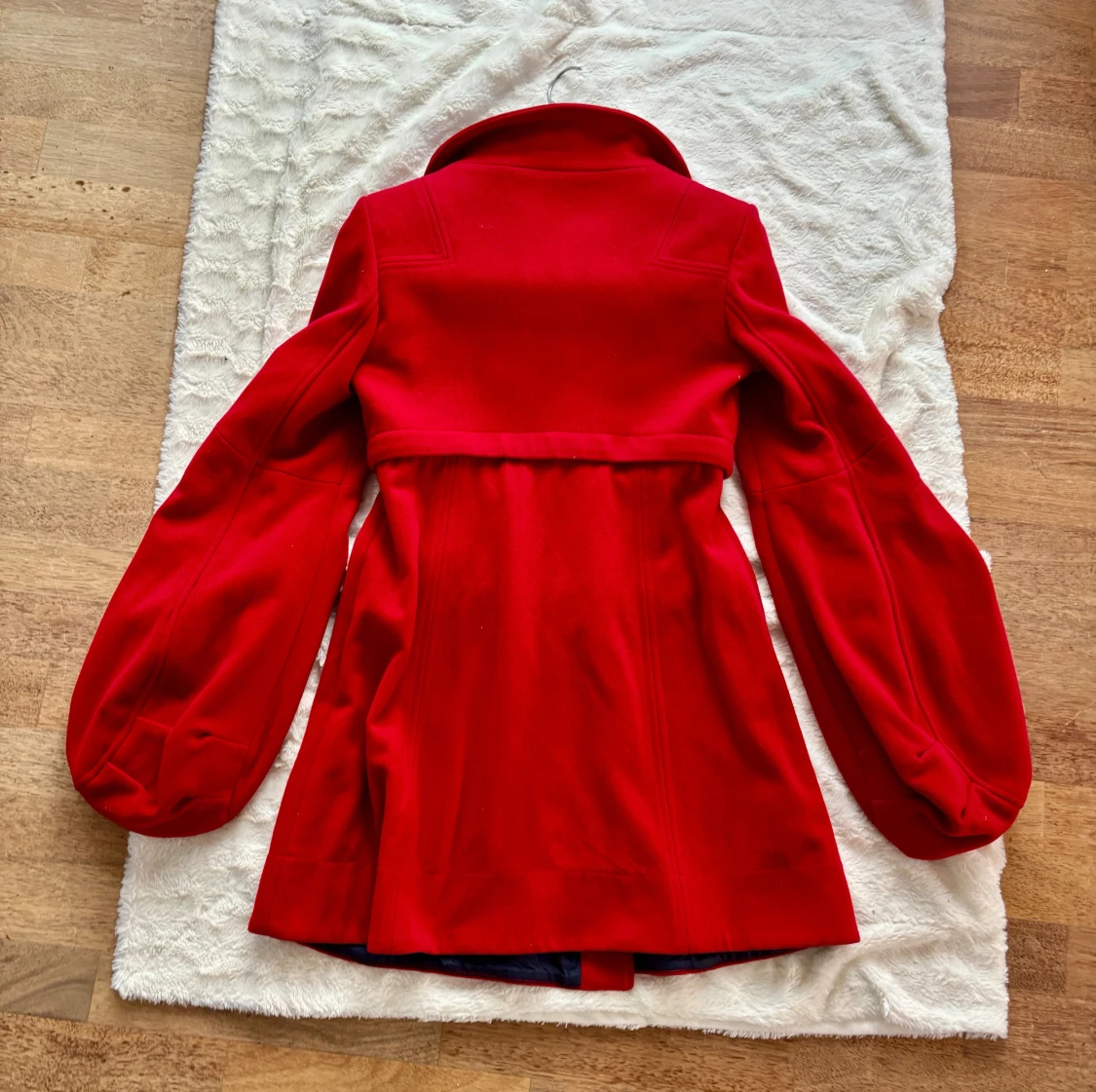 Röd kappa från Miss Sixty med puffärm - 1