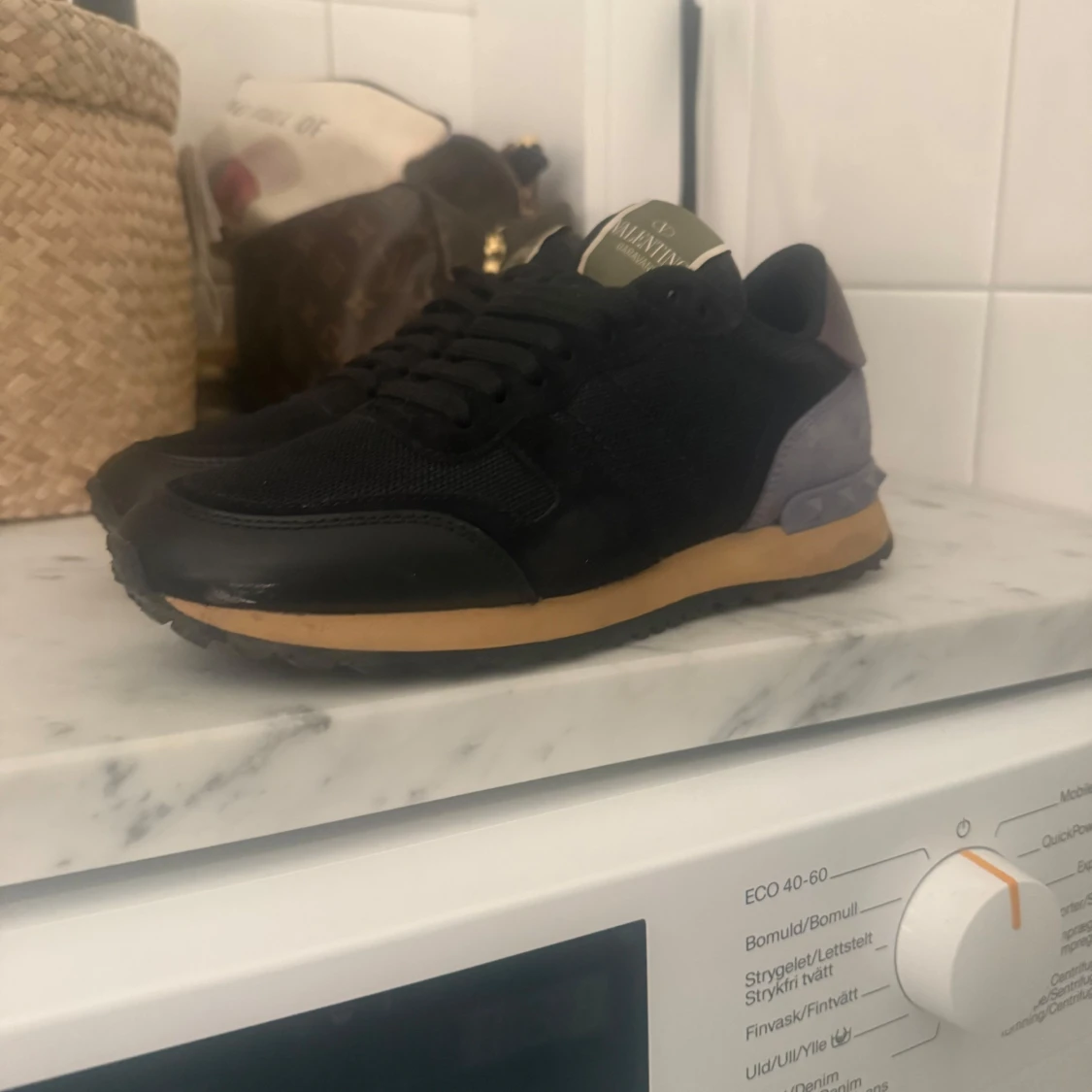 Svarta sneakers från Valentino - 4