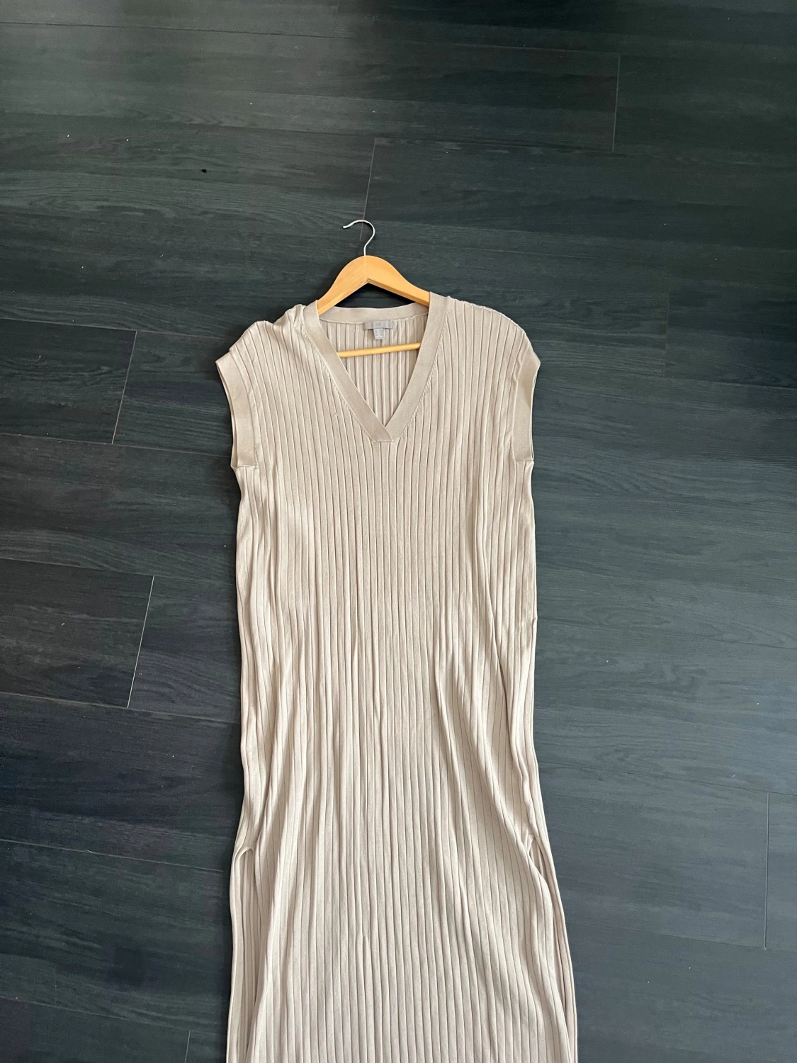 Beige ribbad långklänning H&M - 1
