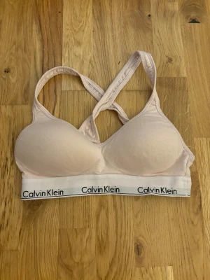 Calvin Klein Bh  - Calvin Klein Bh storlek M