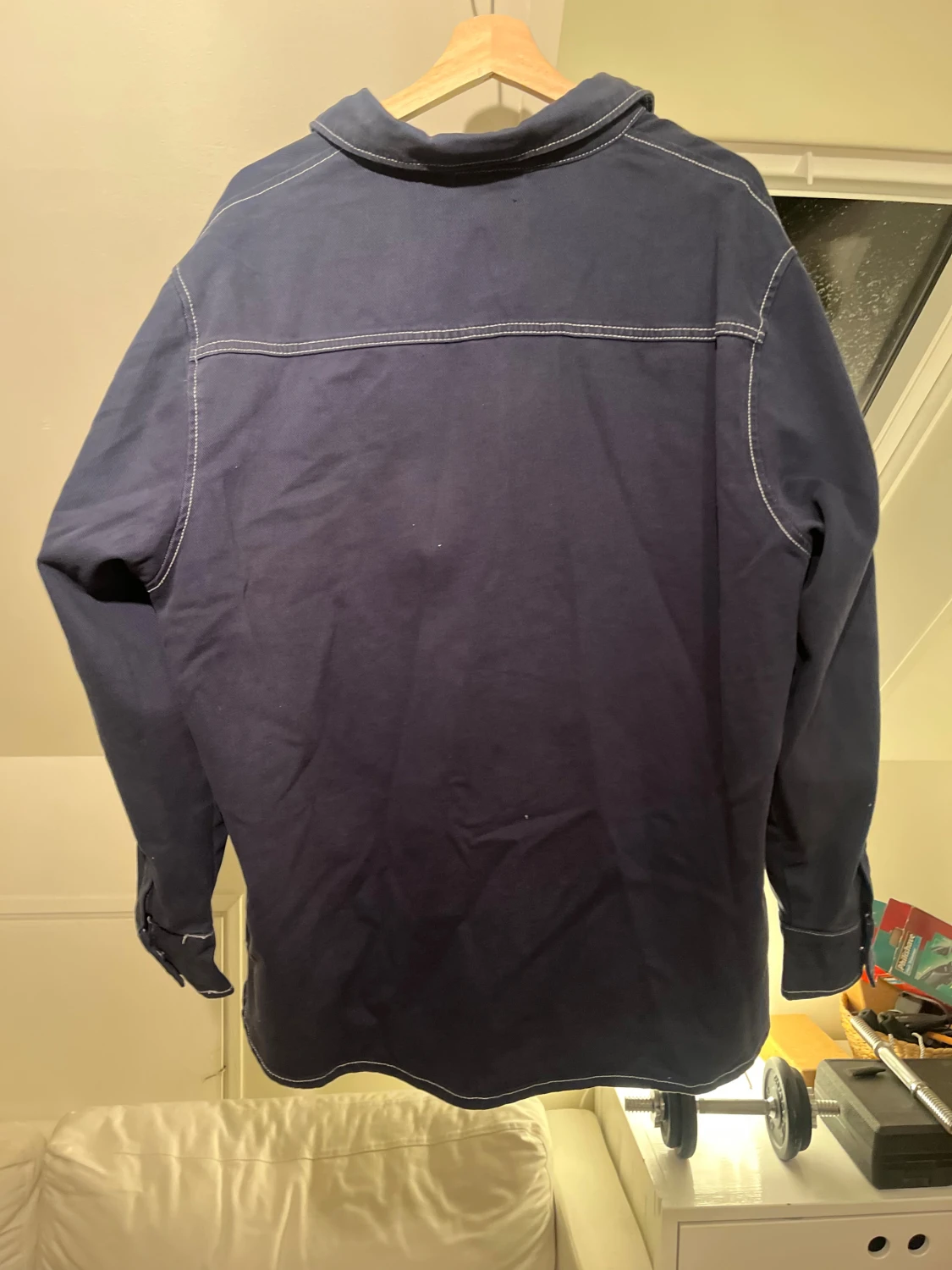 Mörkblå overshirt från Zara XL