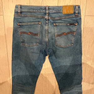 Nudie jeans - 9/10 | 31/34 men passar 32/34
