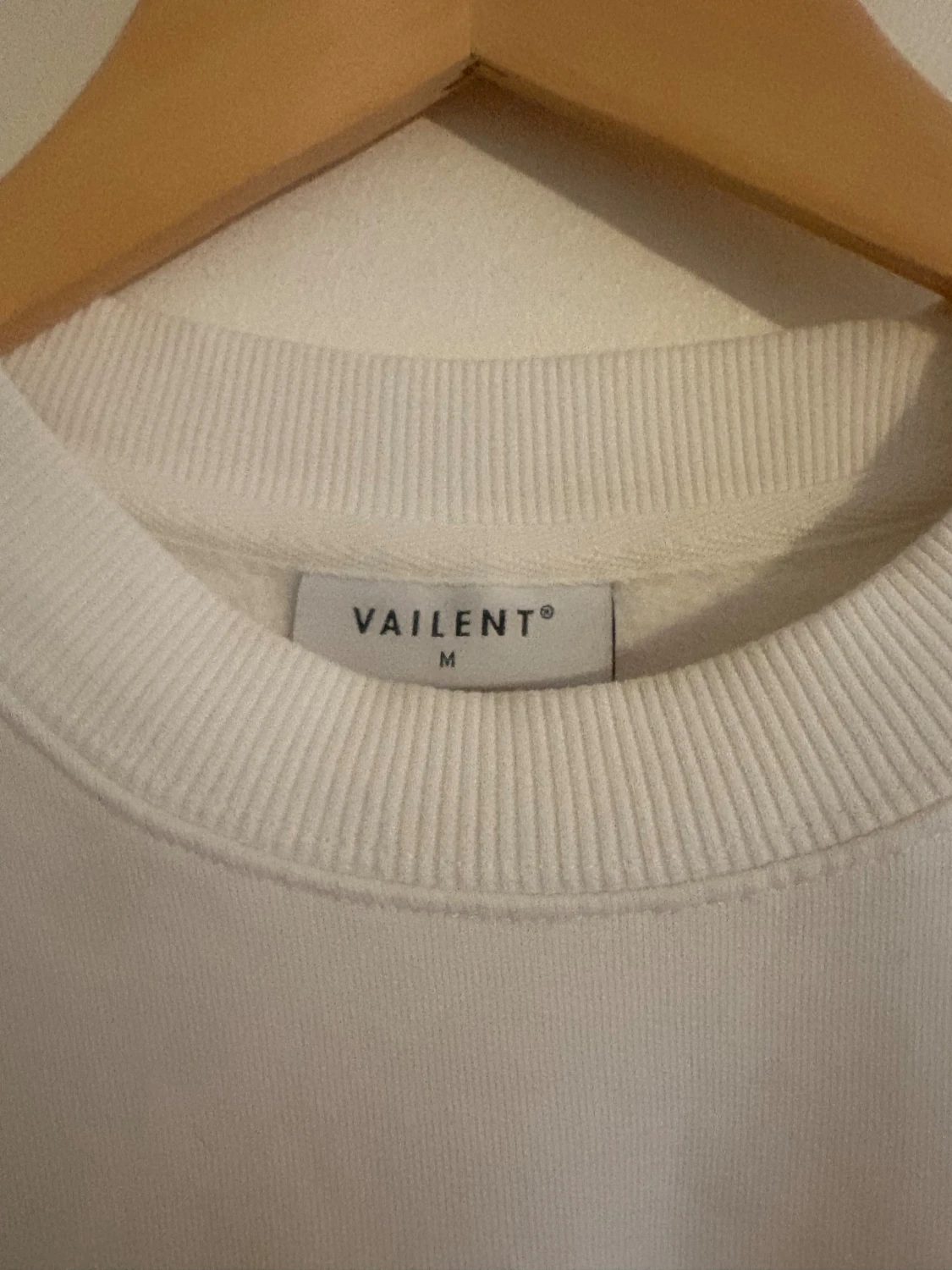 Vit sweatshirt från Vailent i M - 4