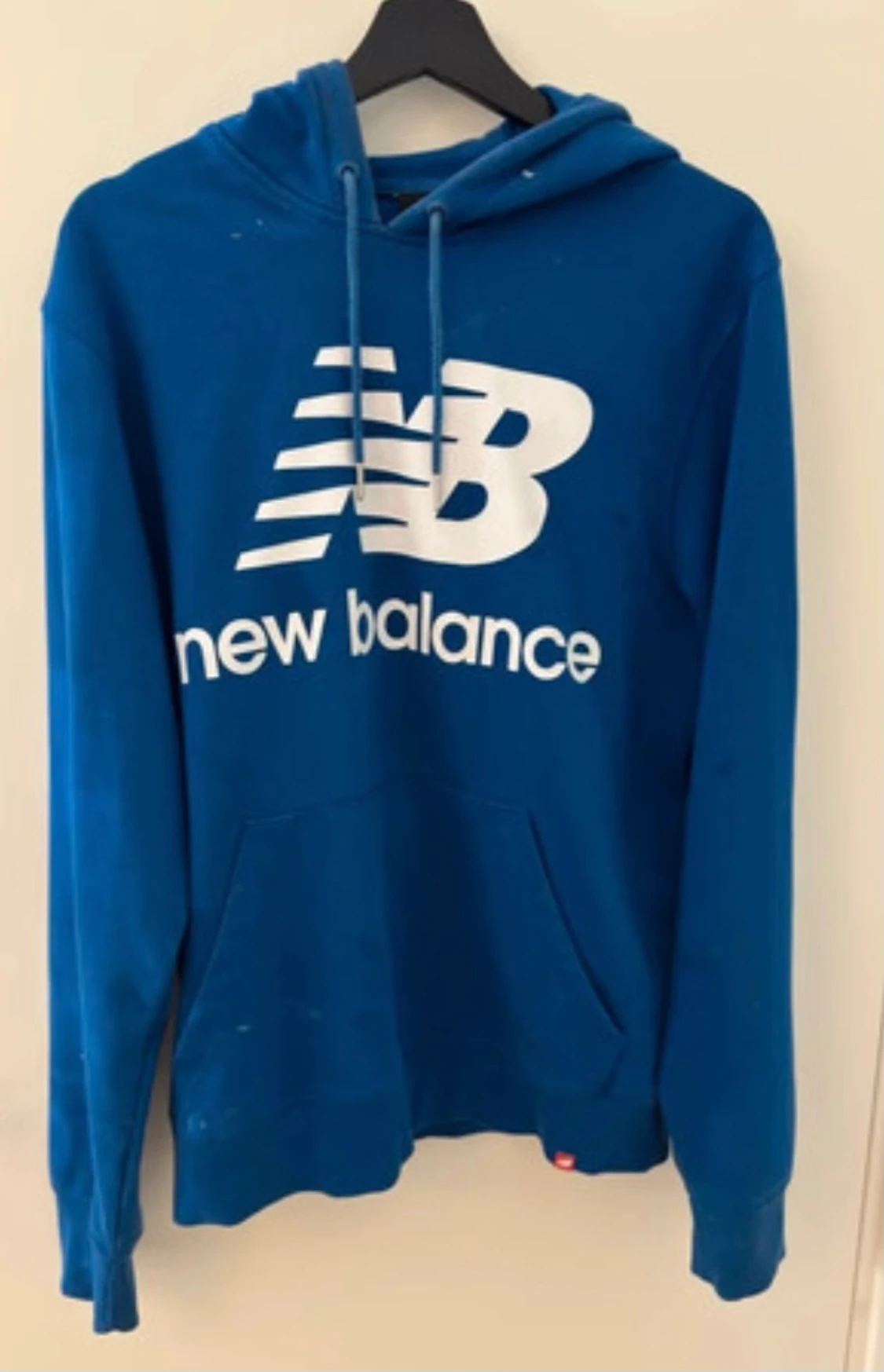 Blå hoodie från New Balance M - 1