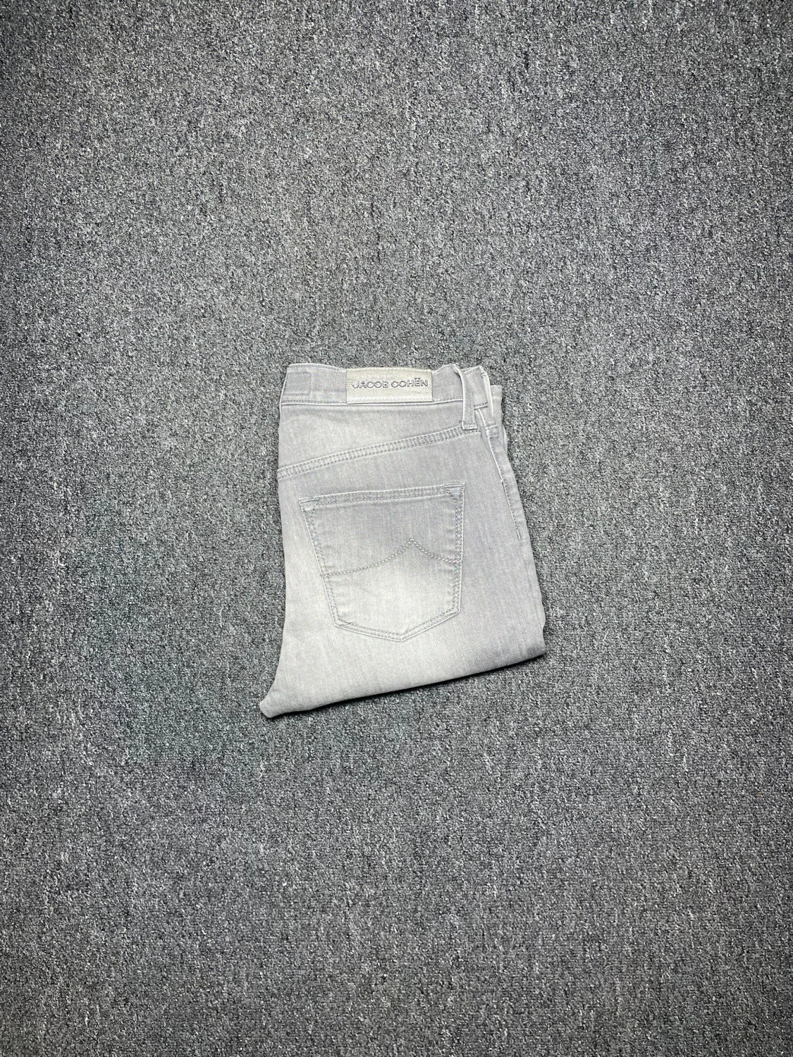 Grå Jacob Cohen jeans