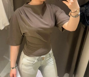 Brun topp - Brun söt topp💕