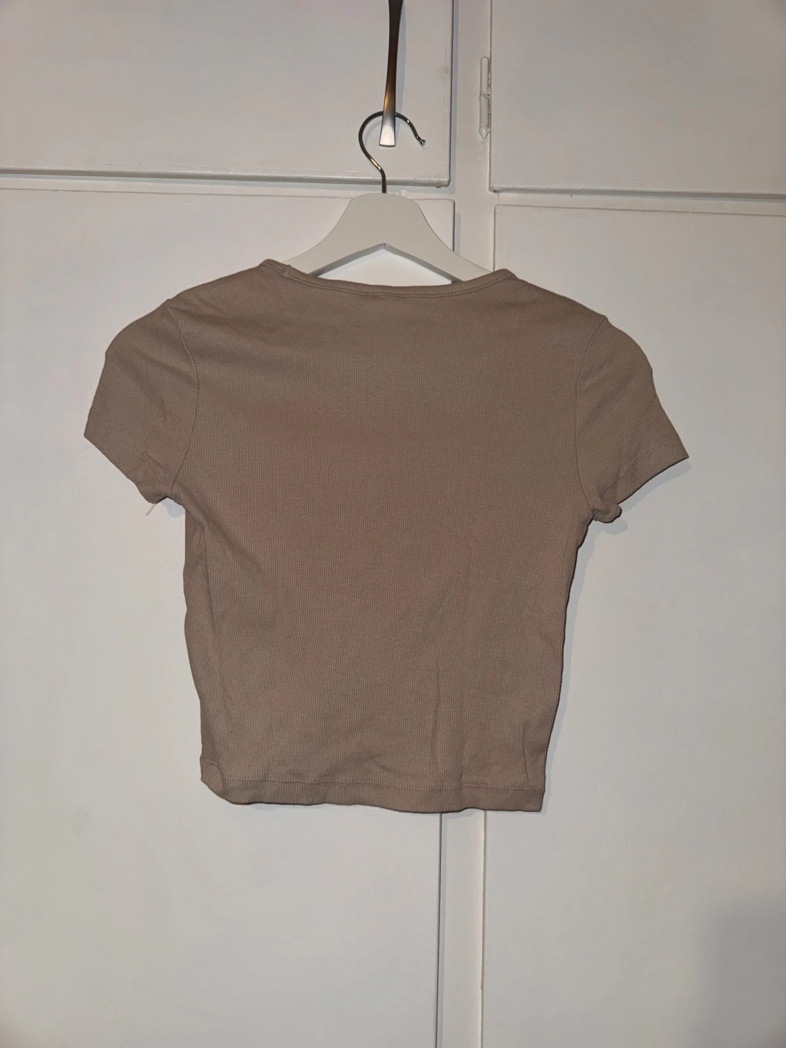 Beige ribbad T-shirt från hm - 2