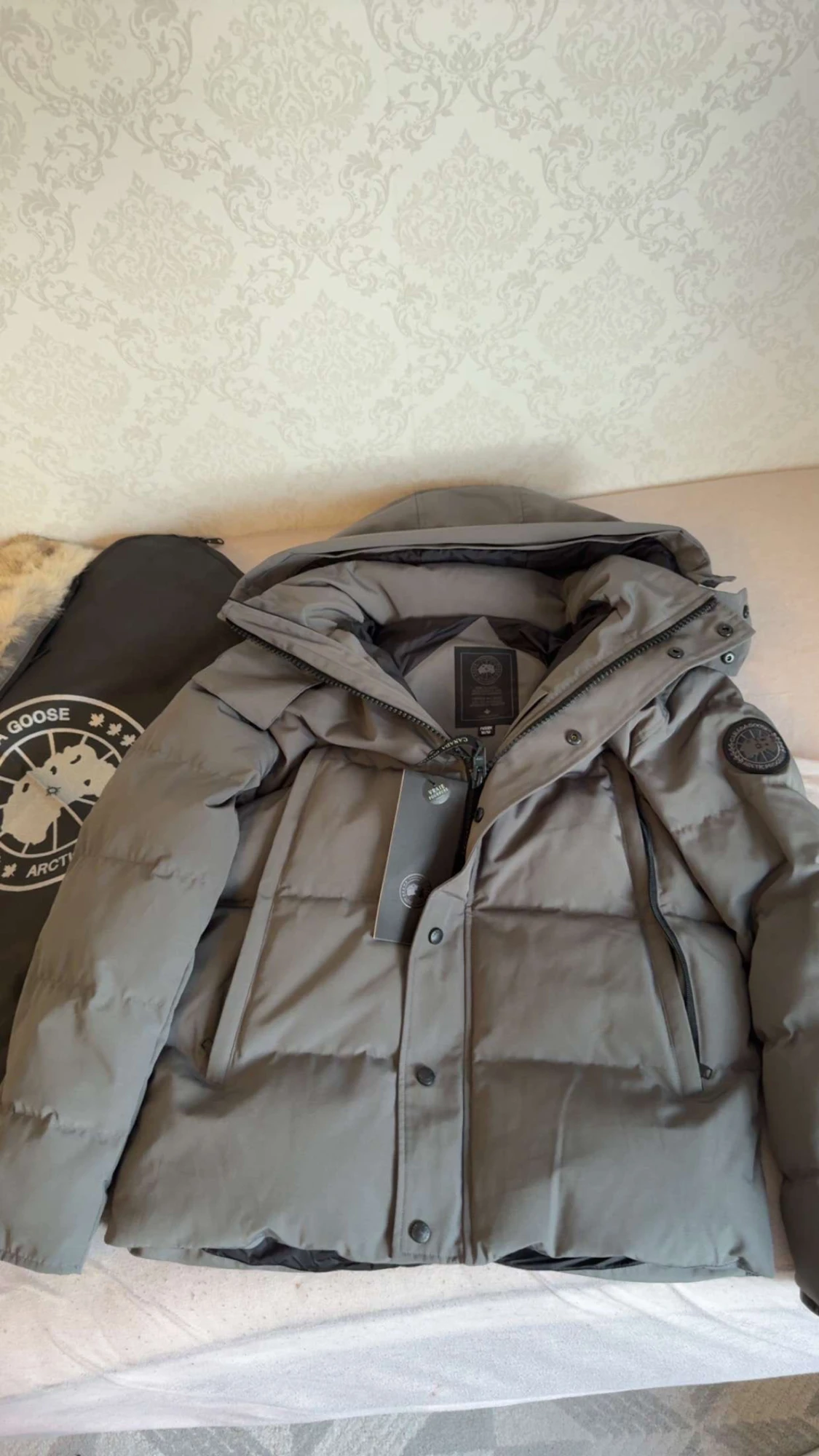 Grå Wyndham Canada Goose pufferjacka