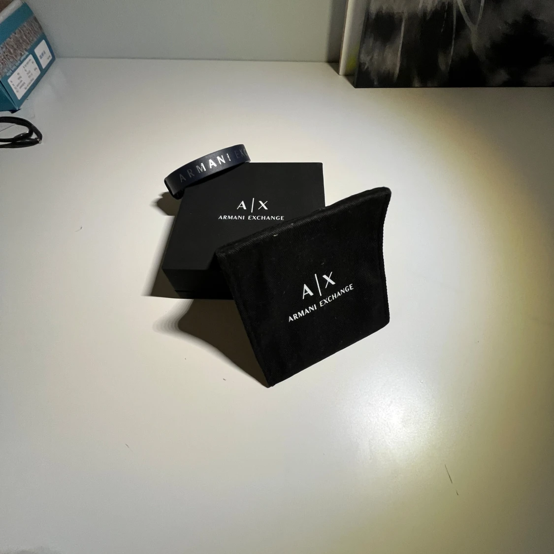 Mörk och ljus blå armband från Armani Exchange - 1