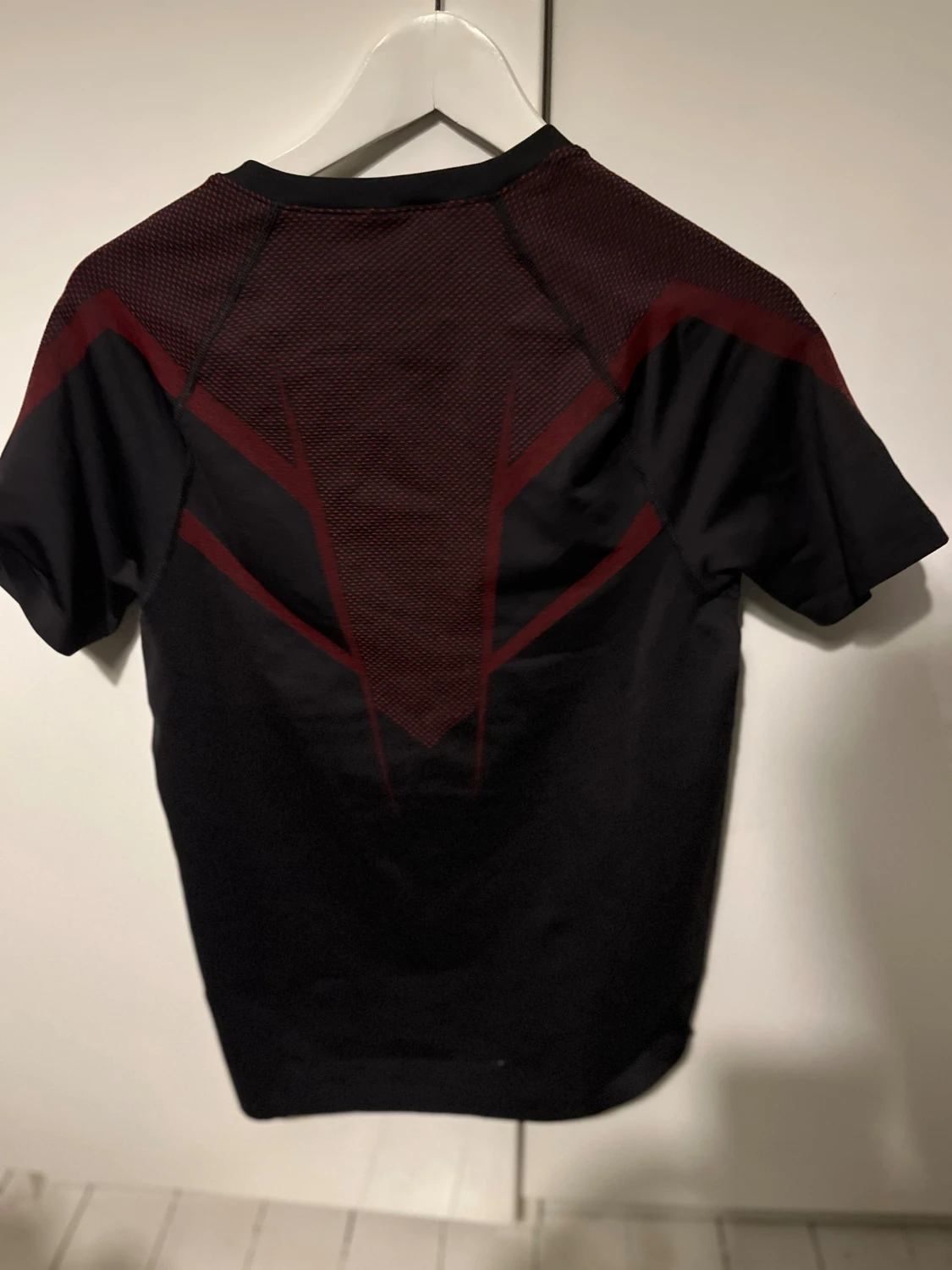 Röd Gymshark ONYX V5 - 2