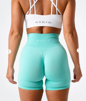 NVGTN shorts - Säljer dessa snygga shorts från NVGTN i storlek M! Färgen Mint, så snygg färg🥹 Pro seamless är modellen 