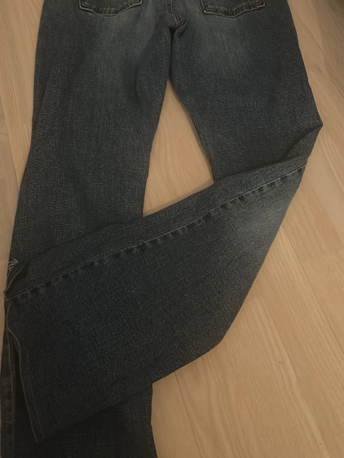Bootcut jeans i mörkblå denim - 1