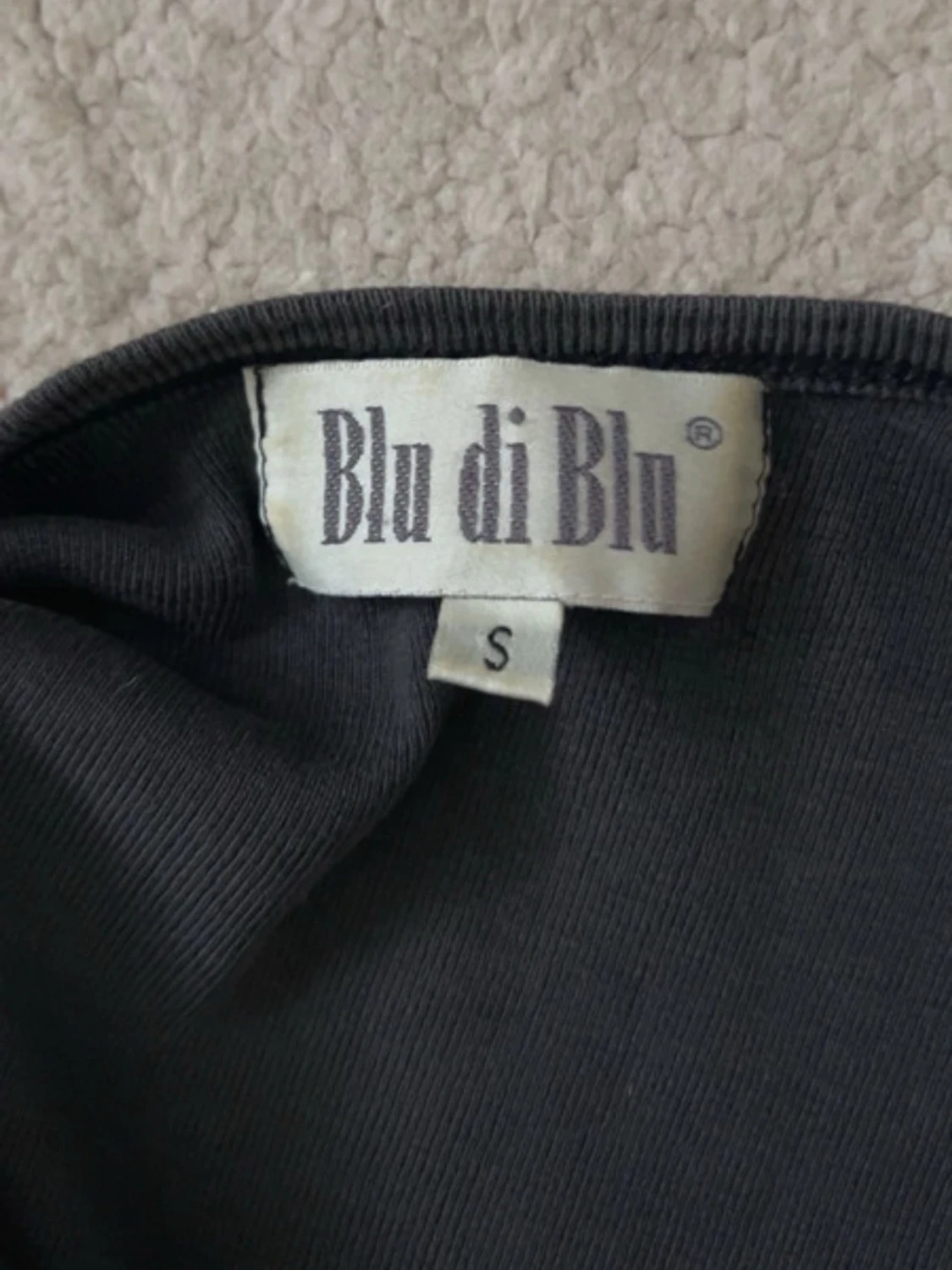 Svart t-shirt från Blu di Blu - 2