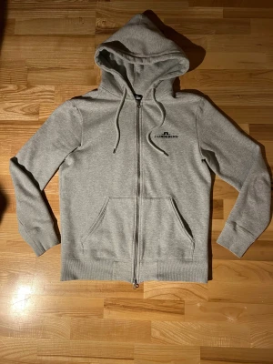 J.Lindeberg zip - | strl S | Skick 10/10 | knappt använd | Skriv gärna vid frågor |