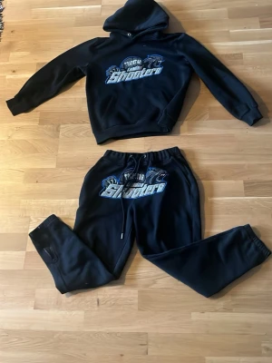 Trapstar tracksuit  - Jette bra tracksuit jette bra för vintern 