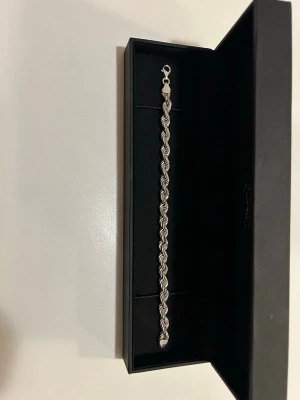 Kejsar bracelet - Kejsar cordell bracelet bought 2 months ago for 150€ bracelet is on very good condition it is 6mm and 19cm long