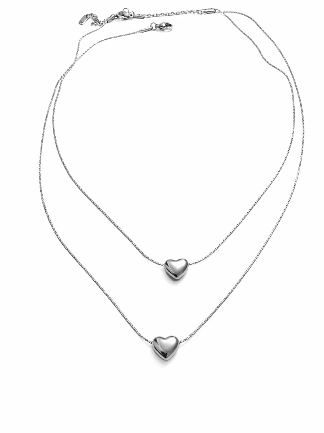 Silverfärgad halsband 