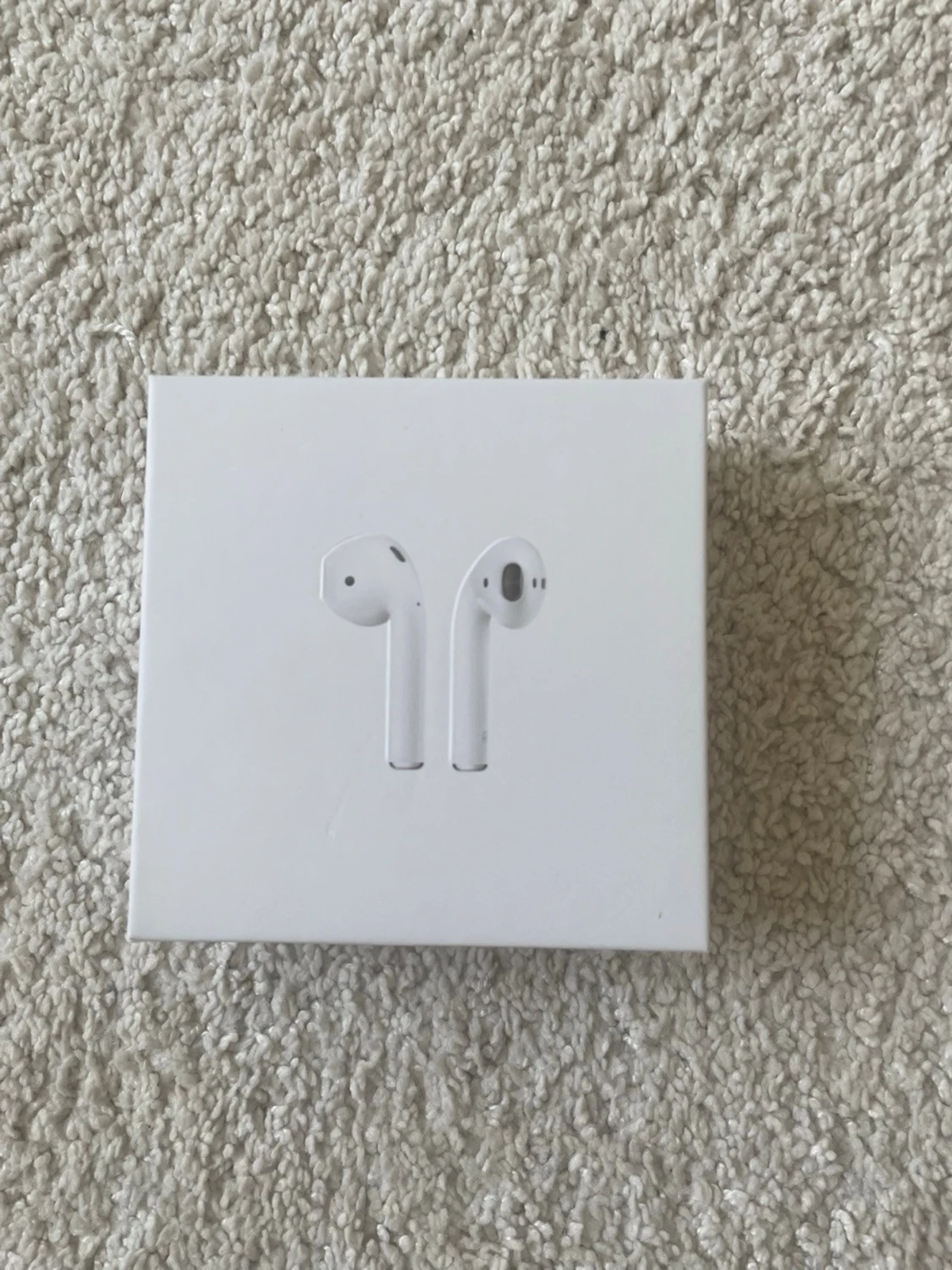 Apple AirPods - 1