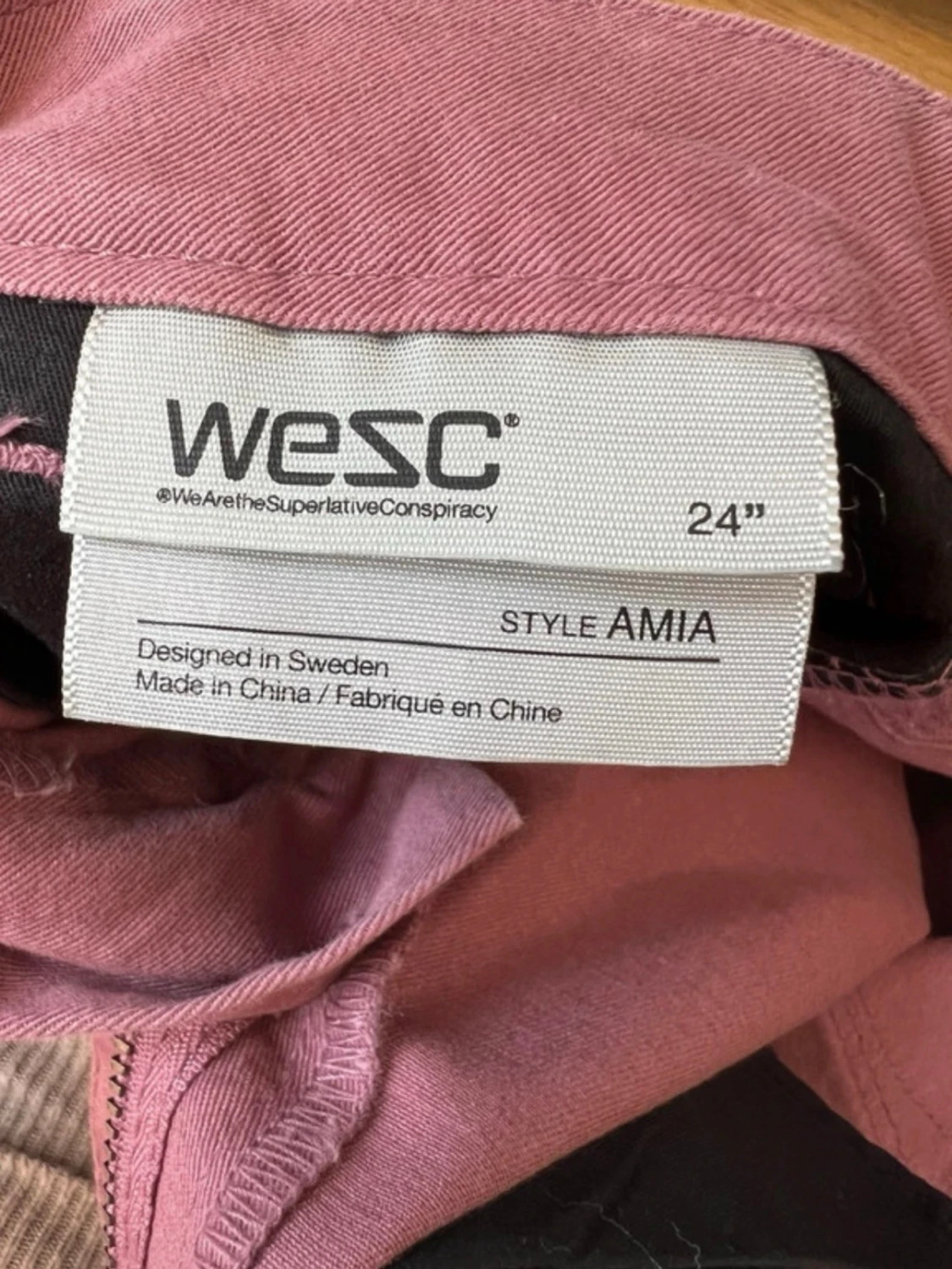 Rosa högmidjade shorts från WESC - 4