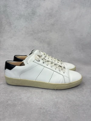 Saint Laurent  sneakers  - – Condition: 6/10  – What is included: Only sneakers  – Retail price: Over 700 euro
