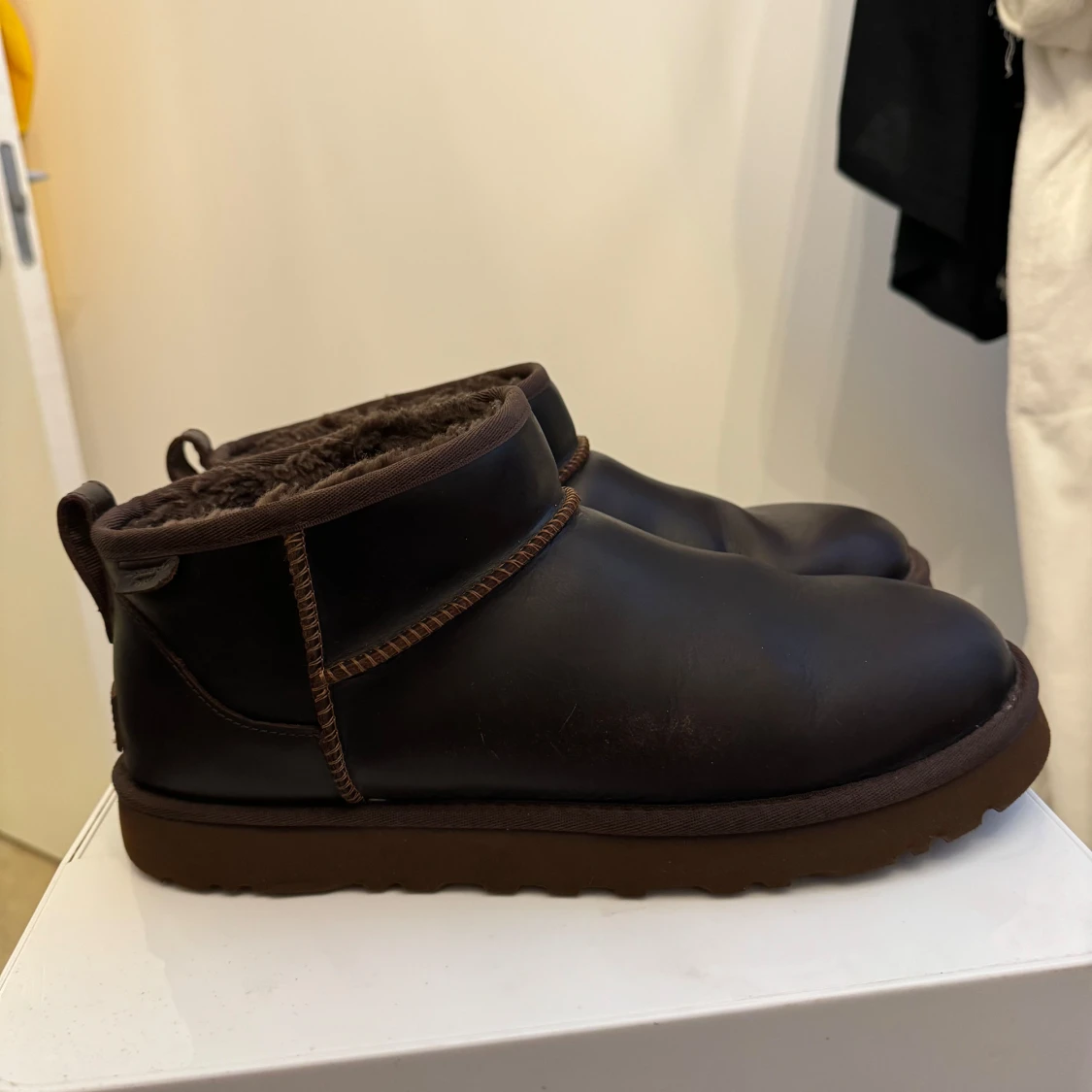 Ugg Läder Stövletter Brun strl 45 - 4