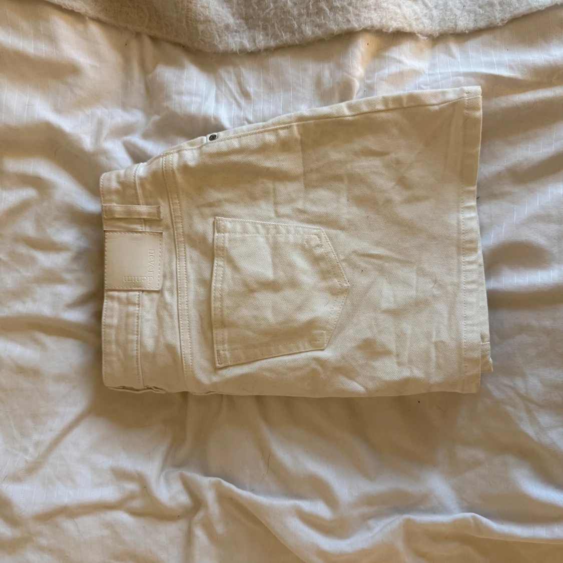 Vit jeanskjol från Weekday - 1