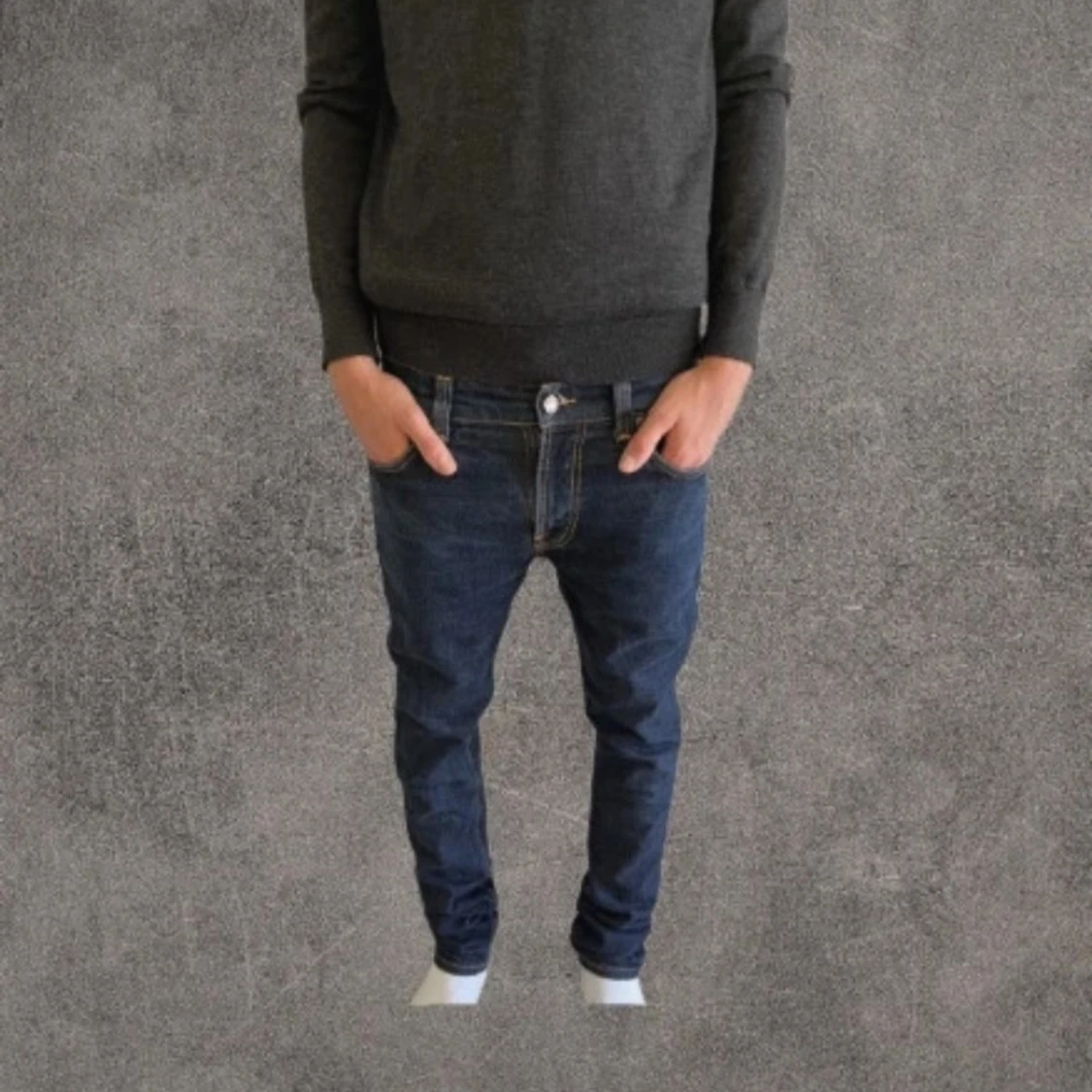 Nudie Jeans blå jeansbyxor W31 L32