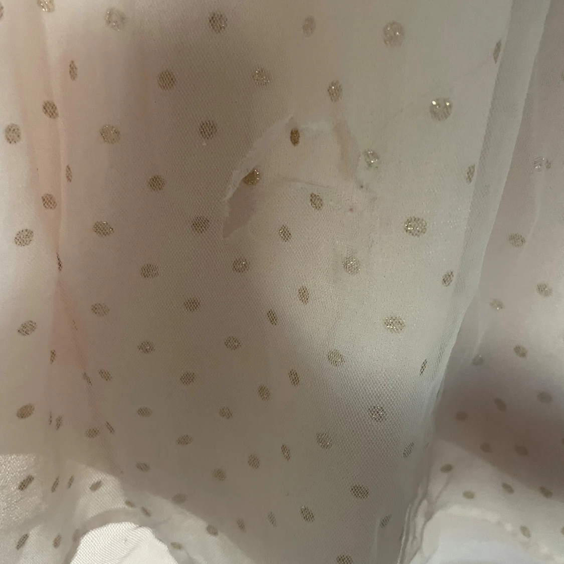 Söt prickig blus med spets och rosett 💘 - 1