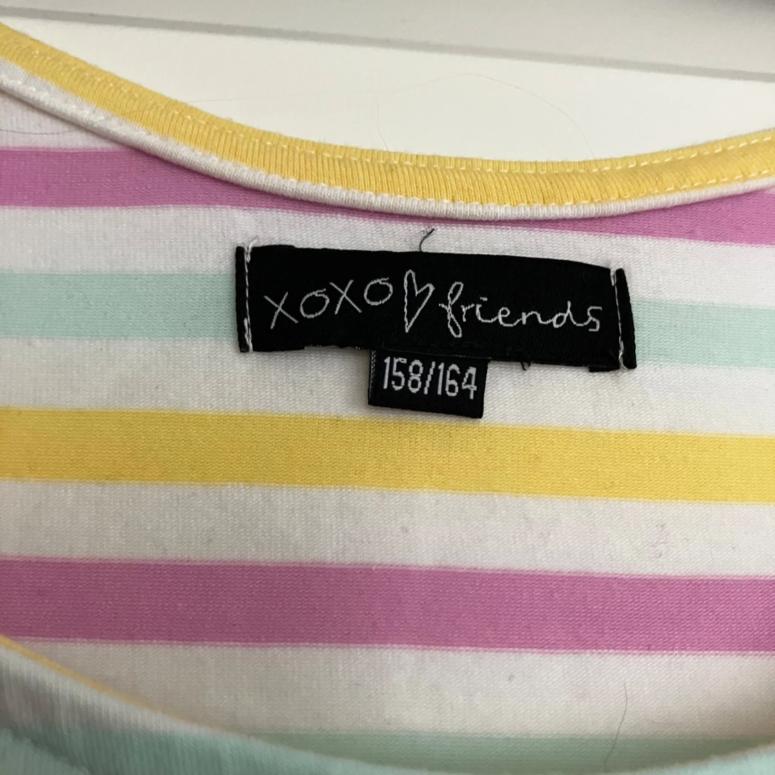 Randig sommarklänning XOXO friends - 1
