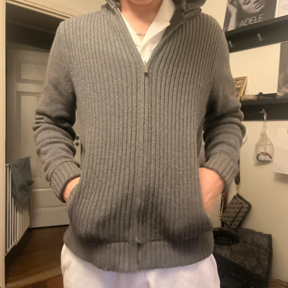 Grå ribbad hoodie från Massimo Dutti - 3