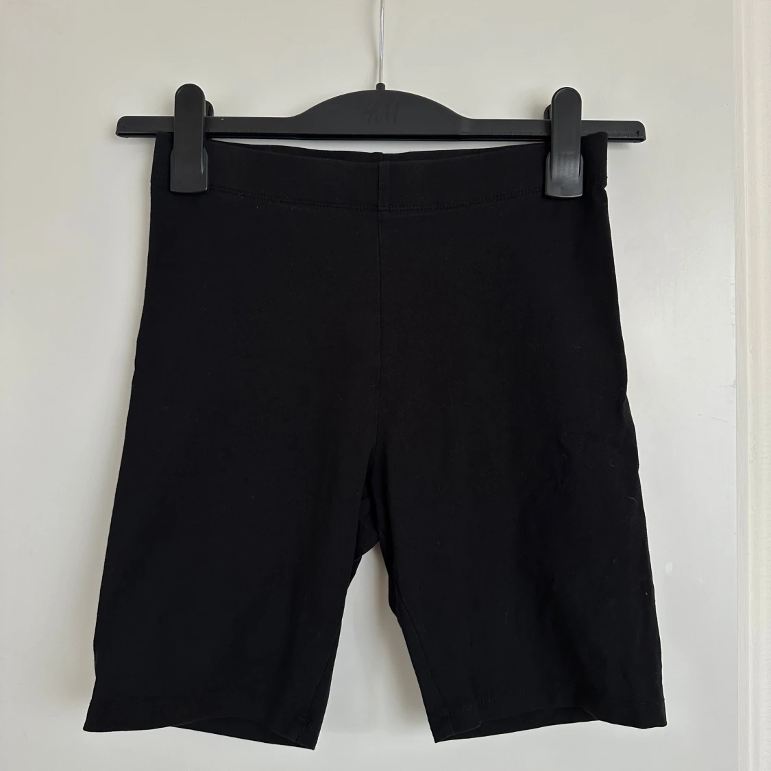 Svarta cykelshorts från Gina Tricot