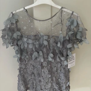 Ida sjöstedt blus - Säljer denna supersöta blusen från ida sjöstedt som aldrig har använts. Prislappen är kvar! Hör av dig vid interesse eller frågor🩷