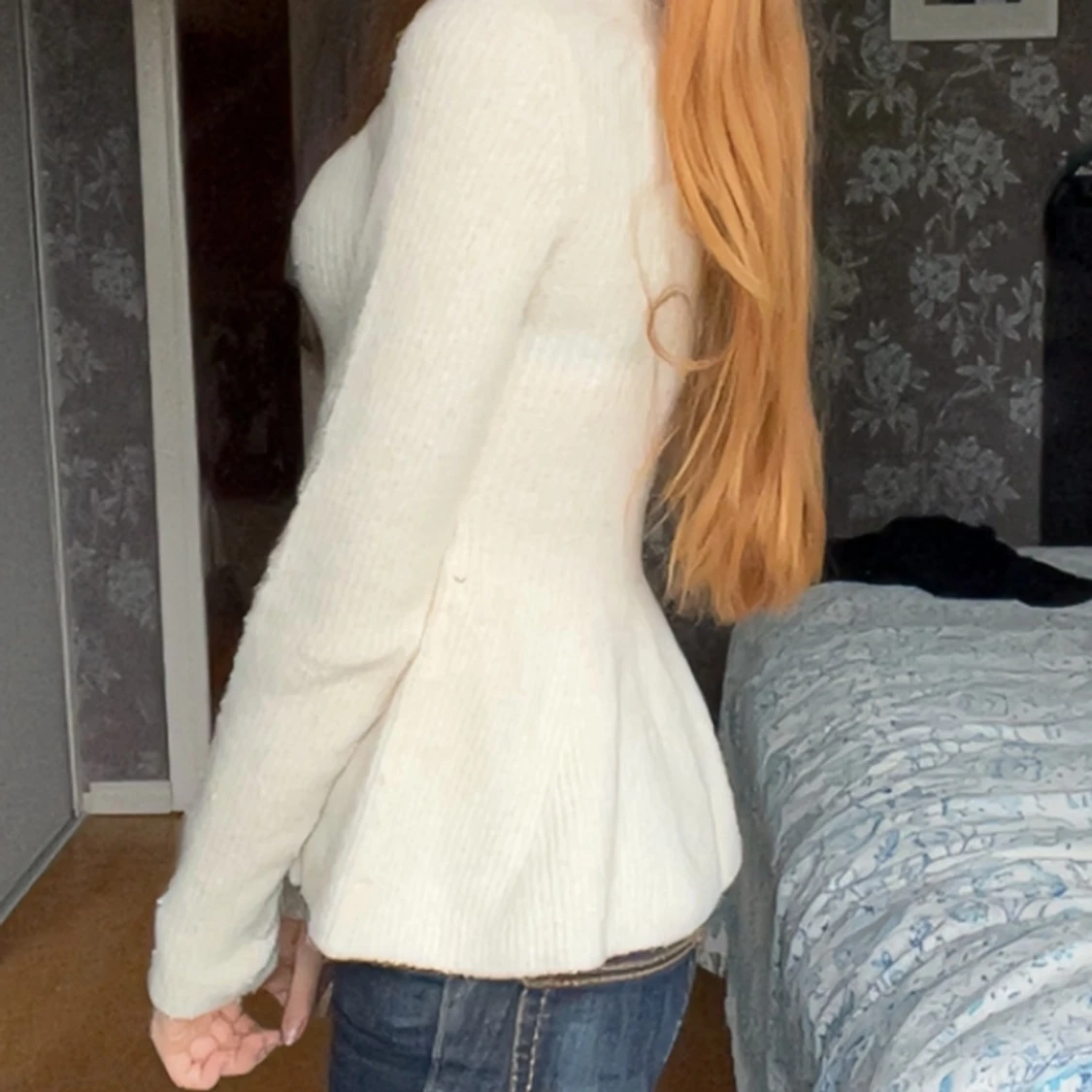 Vit stickad unik tröja - 1