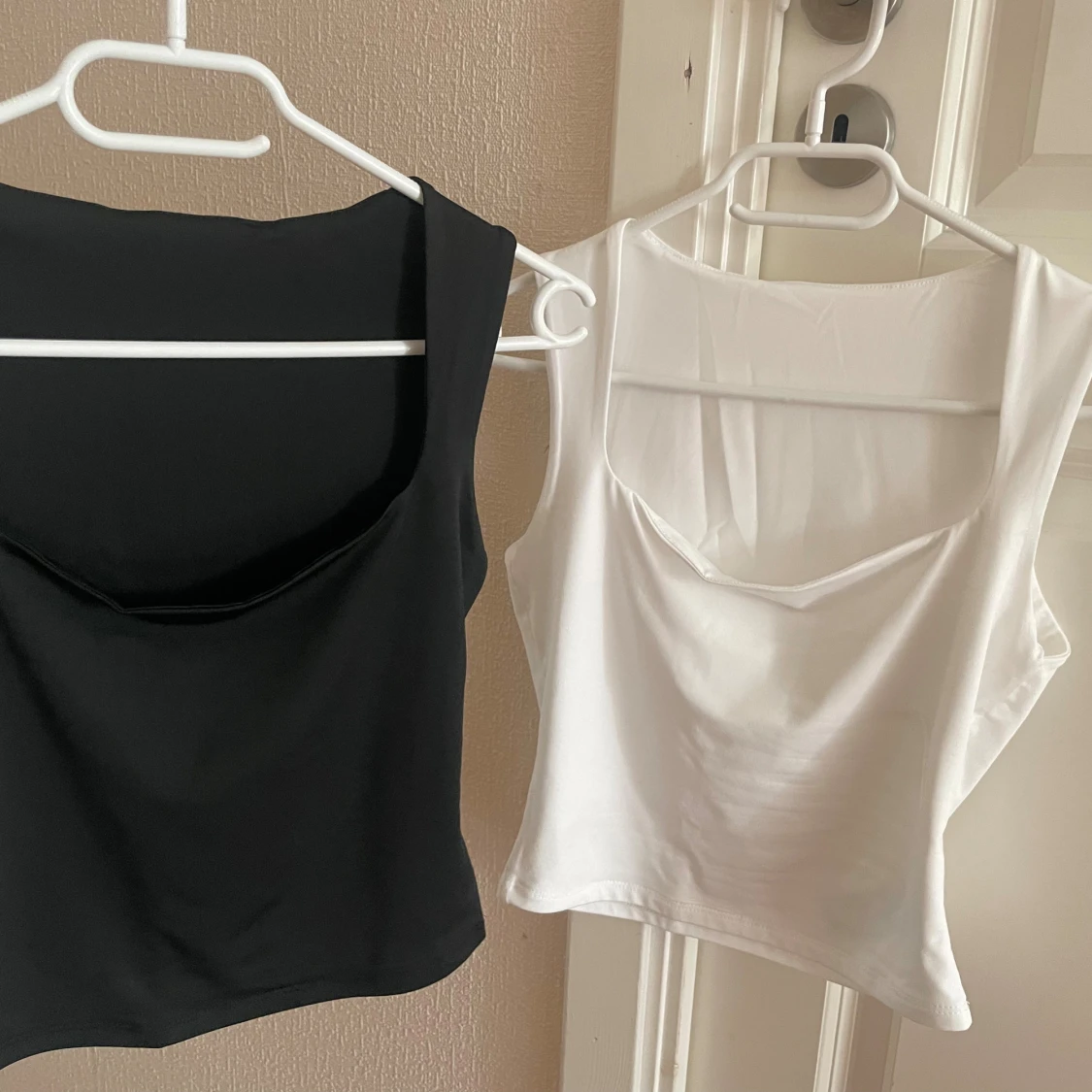 Svart och vit top/linne