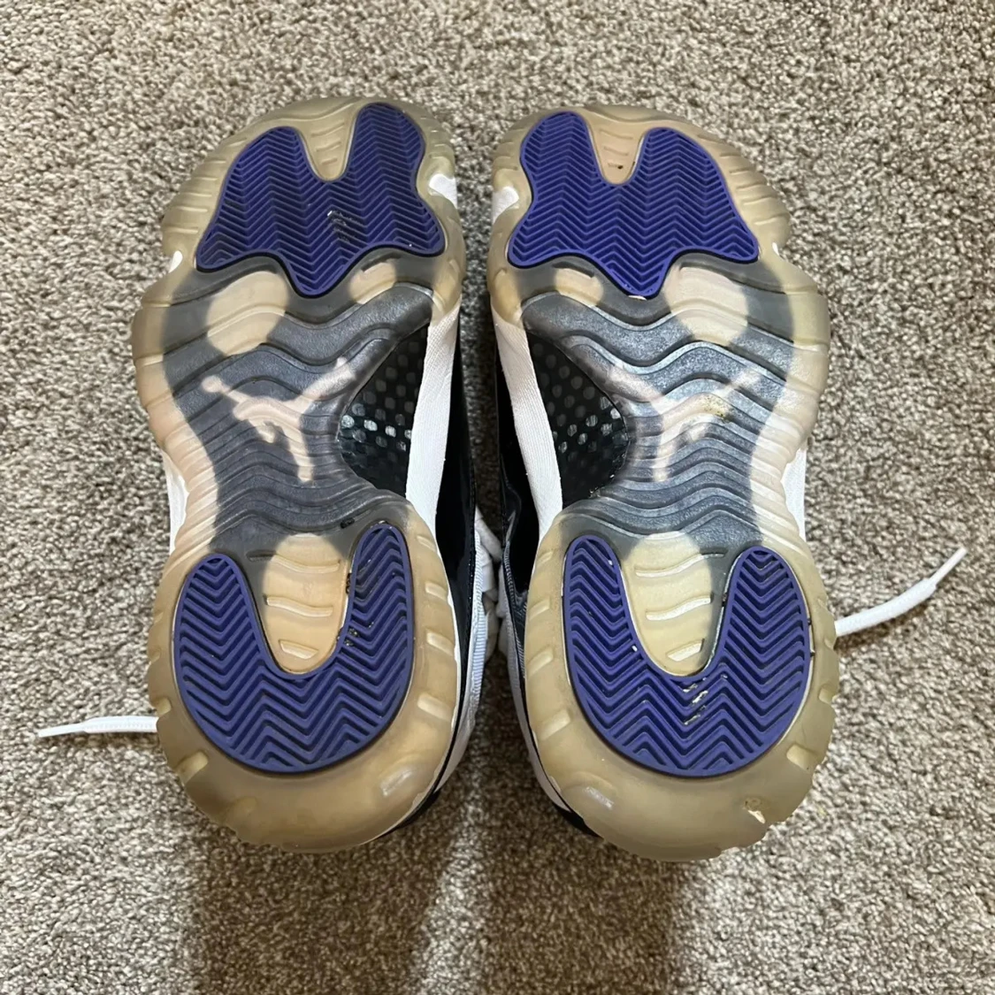 Nike Air Jordan 11 Concord Highs - 4