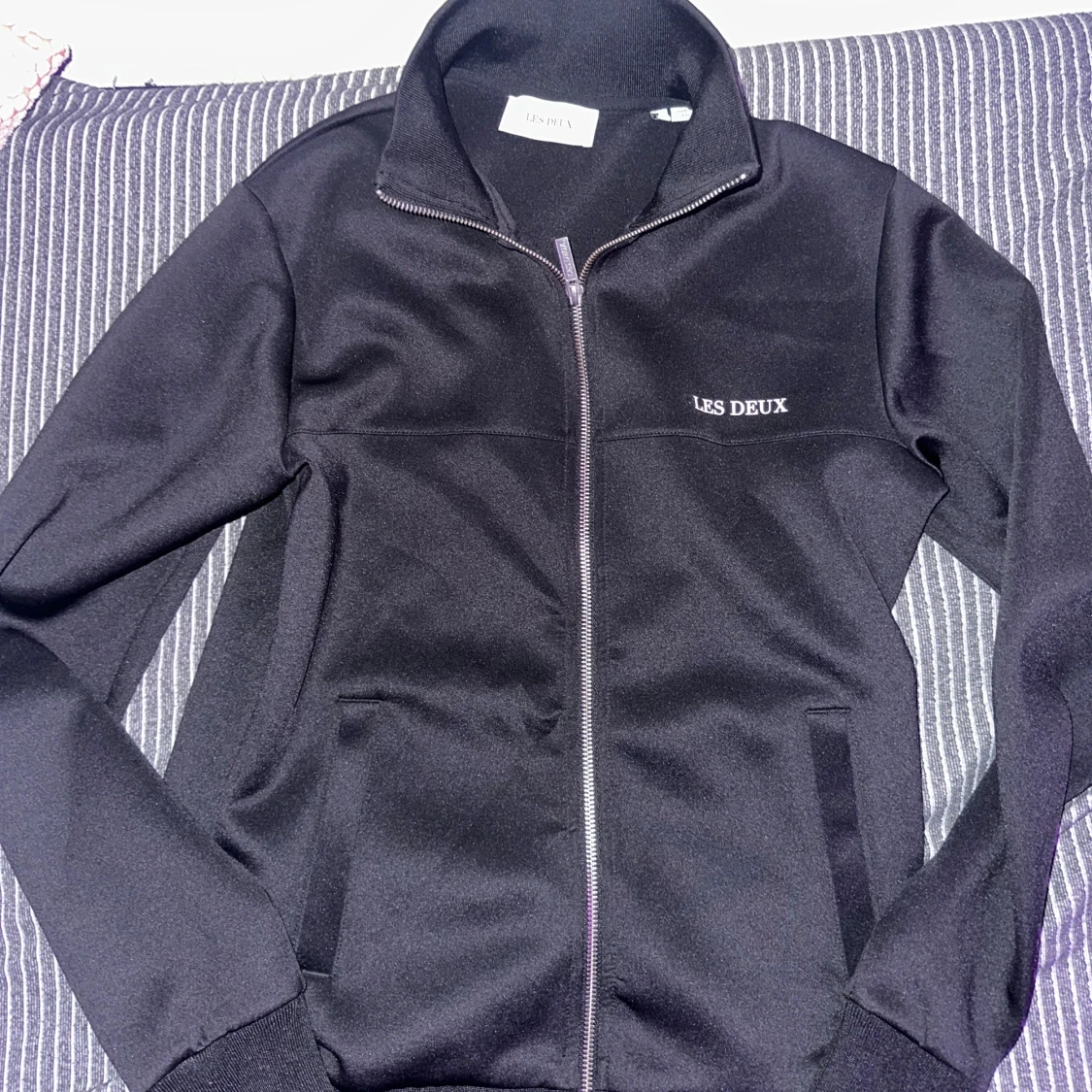 Svart jacka från Les Deux XS - 1